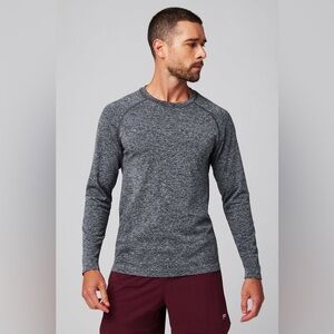NWT Fabletics The Training Day Long Sleeve Tee Men's Dark Gray Activewear Shirt